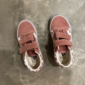 Vans old Skool V | Little Kids Pink Checkered Sneakers